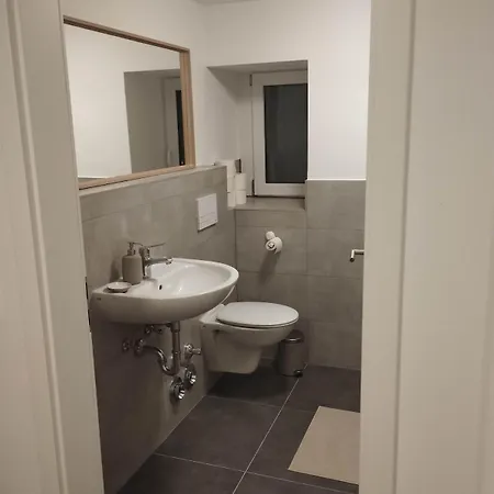 Appartement Grosses In Privater In Heimersdorf Cologne